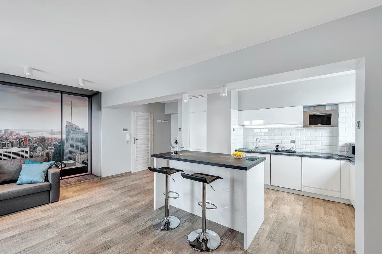 Orion Downtown Apartment By Pinpoint Łódź Kültér fotó